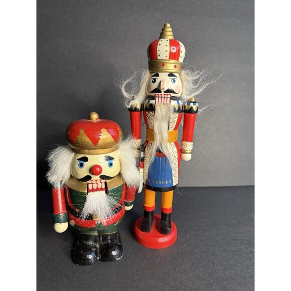 Vintage Nutcracker Wooden Toy Soldier Figurines Christmas Lot (2) Holiday Decor - Picture 1 of 4